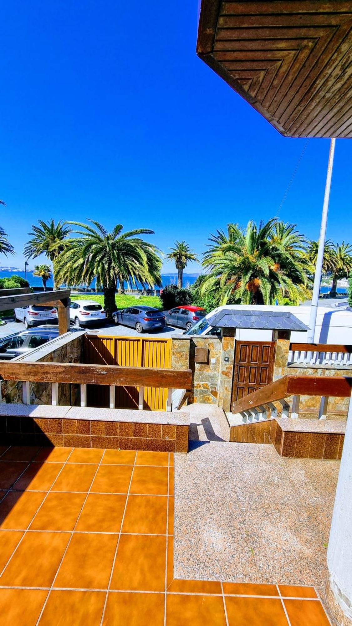 Precioso Atico Frente A La Playa De Santa Cristina Apartman A Coruña Kültér fotó