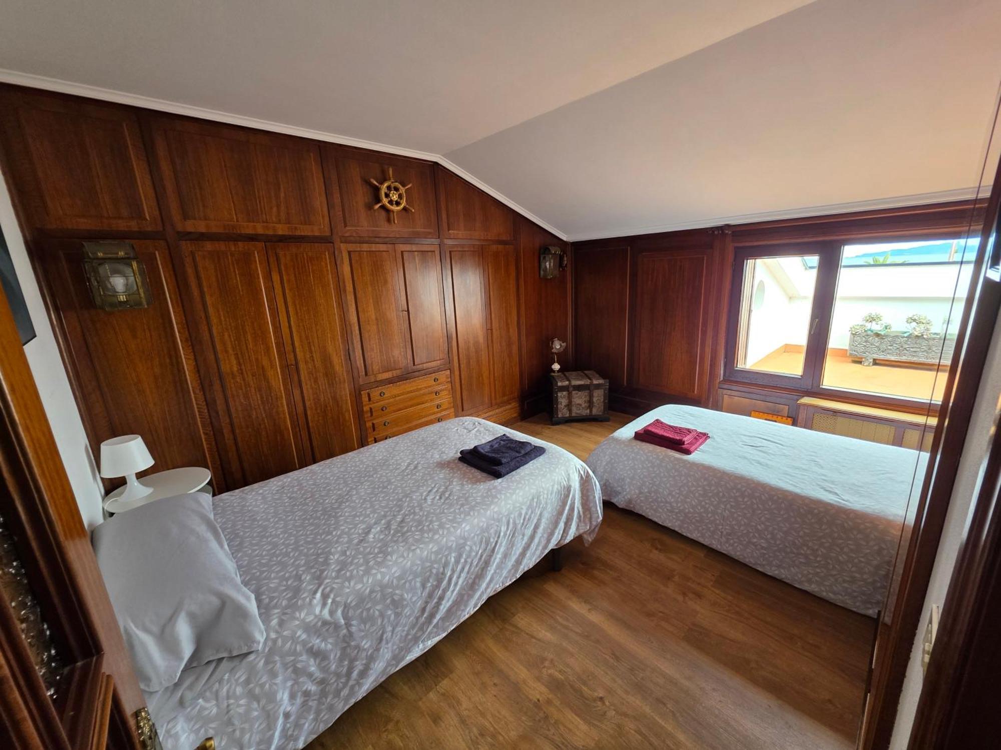 Precioso Atico Frente A La Playa De Santa Cristina Apartman A Coruña Kültér fotó